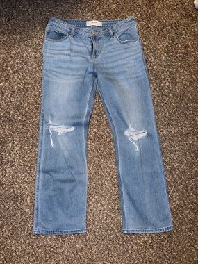 Hollister Light Blue Low-Rise Relaxed Straight Jeans